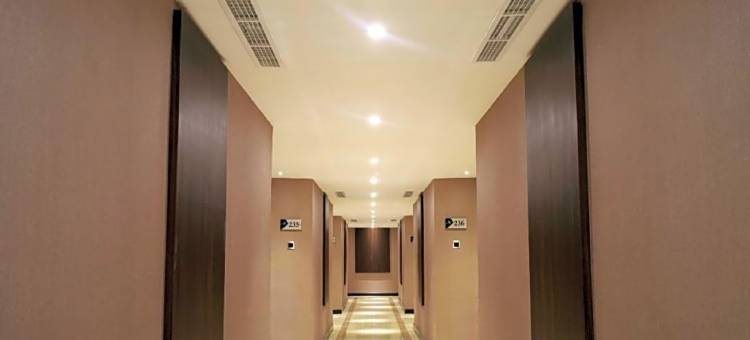 特加尔卡利塔酒店(Karlita Hotel Tegal)图片