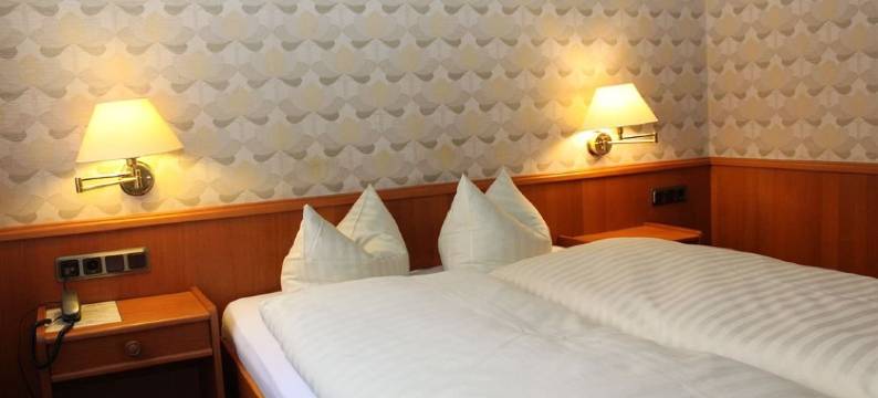 瓦尔德之家席耶格土地酒店(Siegerland-Hotel)图片