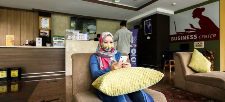 卡古姆纳里潘酒店(The Naripan Hotel)图片