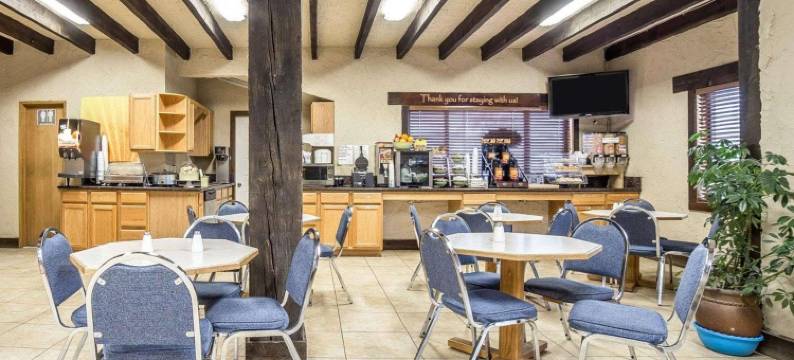 贝克城罗德威酒店(Rodeway Inn Baker City)图片