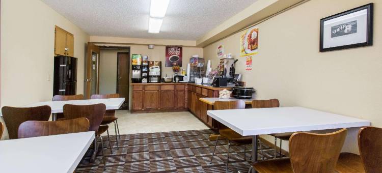 查德任温德姆速8酒店(Super 8 by Wyndham Chadron NE)图片