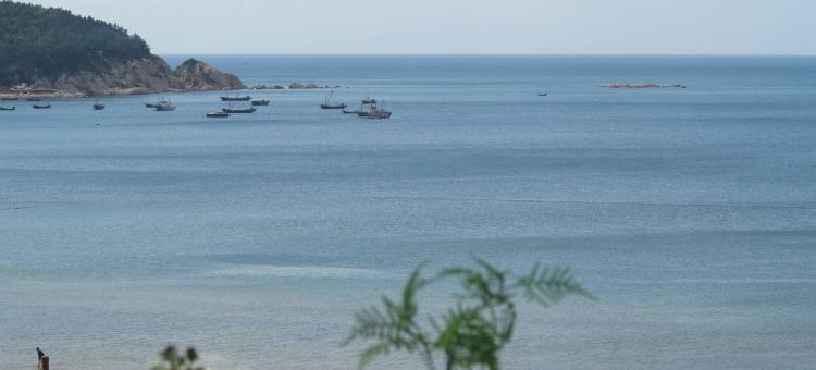 国际海水浴場海景房公寓(环海路6号分店)图片