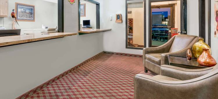 休伦温德姆速8酒店(Super 8 by Wyndham Huron)图片