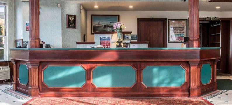 马琪那市克拉丽奥海滨酒店(Clarion Hotel Beachfront)图片