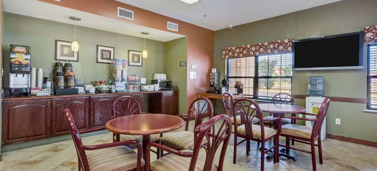 韦斯拉科速8酒店(Super 8 by Wyndham Weslaco)图片