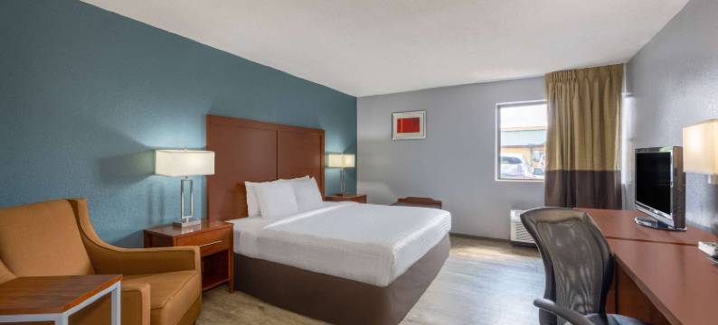 布鲁克林中心Travelodge by Wyndham酒店(Travelodge by Wyndham Brooklyn Center)图片