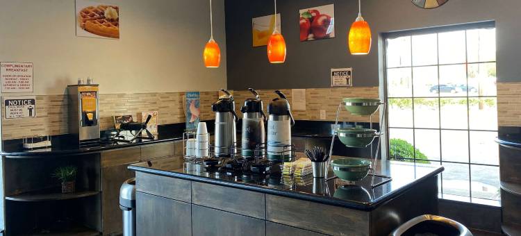 北休斯顿温德姆呗盟酒店(Baymont by Wyndham Houston North)图片