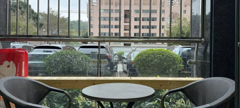 拾光福田公寓(深圳福田侨香地铁站店)图片