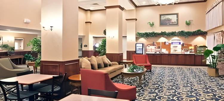 智选假日套房酒店中西部市(Holiday Inn Express & Suites Midwest City)图片