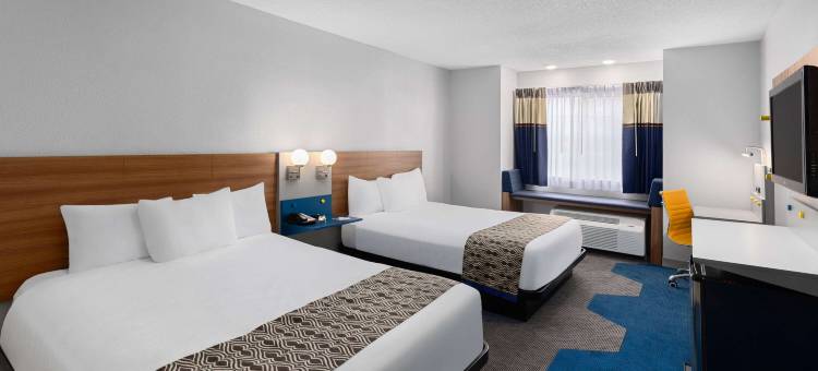 鲍灵格林温德姆麦客达套房酒店(Microtel Inn & Suites by Wyndham Bowling Green)图片