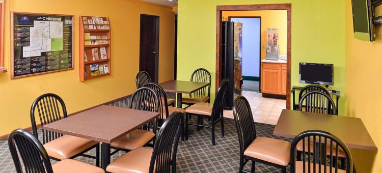 希宾酒店及套房(Hibbing Inn & Suites)图片