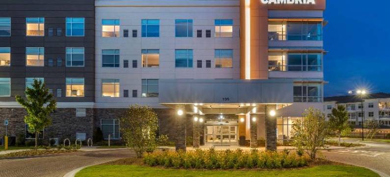 希尔顿逸林酒店-格林维尔伍德拉夫路(DoubleTree by Hilton Greenville Woodruff Road)图片