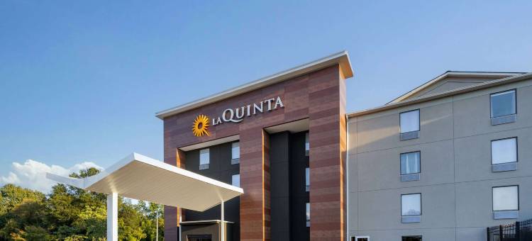 孟菲斯I-240拉昆塔温德姆套房酒店(La Quinta Inn & Suites by Wyndham Memphis I-240)图片