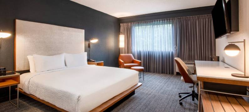 奥兰多阿尔塔蒙特斯普林斯/梅特兰万怡酒店(Courtyard Orlando Altamonte Springs/Maitland)图片