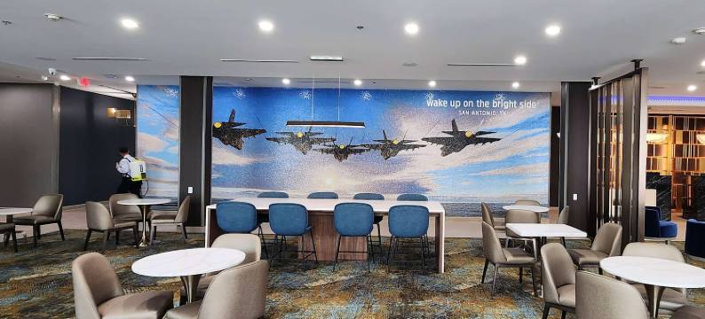 拉昆塔温德姆酒店套房- 圣安东尼奥在The Rim(La Quinta Inn & Suites by Wyndham San Antonio at the RIM)图片