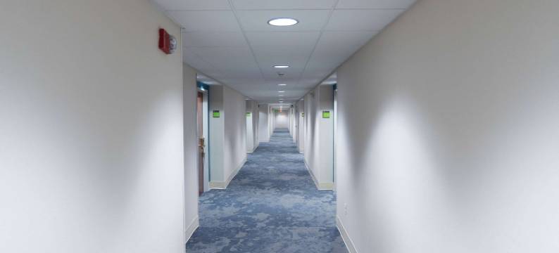 班诺克迪尔菲尔德拉昆塔温德姆套房酒店(La Quinta Inn & Suites by Wyndham Bannockburn-Deerfield)图片