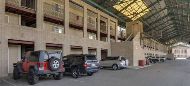 Music City Style! Downtown Broadway Honky Tonks 1 Mile! Renovation in Process!!图片