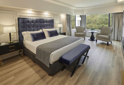 Emperador Hotel Buenos Aires Hotel Overview