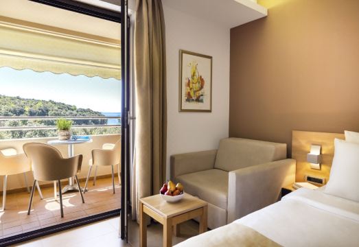 Maistra Select Petalon ResortHotel Overview