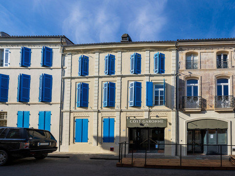 加龙滨女士阳台