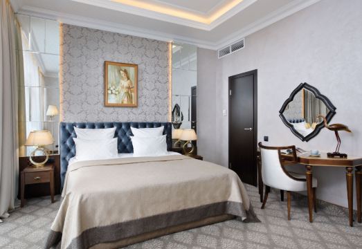 Hotel Park RodnikHotel Overview