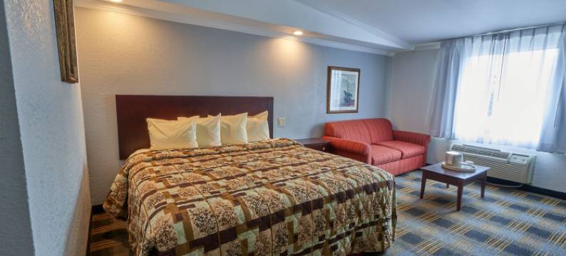 河景套房酒店(Riverview Inn & Suites)图片