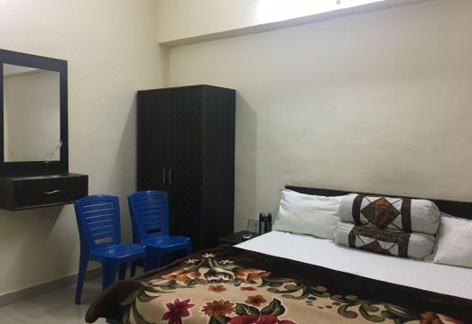 Hotel Duke Inn Hotel Overview