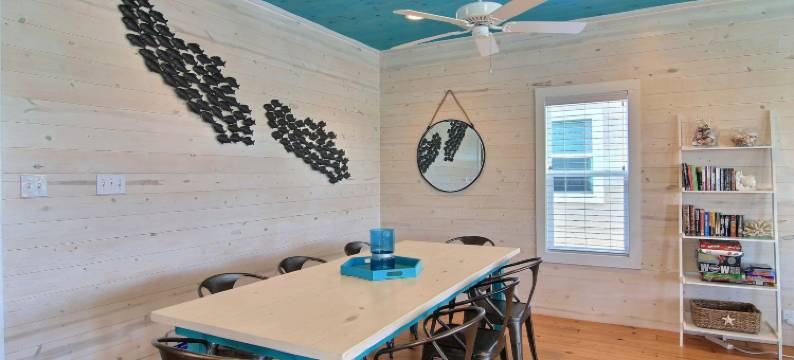 银沙度假屋的跳跳水母(Jumpin' Jellyfish)图片