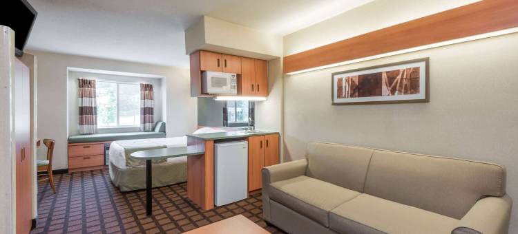 安卡斯维尔温德姆麦客达套房酒店(Microtel Inn & Suites by Wyndham Uncasville Casino Area)图片