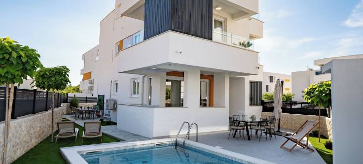 Nova 豪华住宅公寓 带私人加热泳池(Nova Luxury Residence Apartment with Private Heated Pool)图片