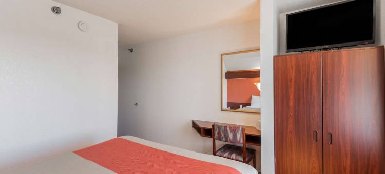 奥拉西6号汽车旅馆(Motel 6 Olathe, KS)图片