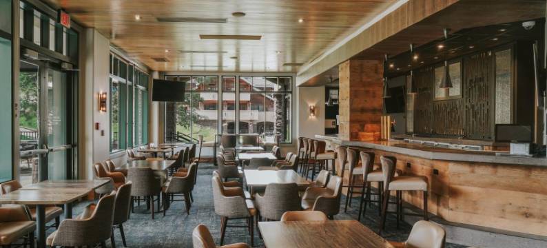 大天空度假村首脑会议酒店(Summit Hotel at Big Sky Resort)图片