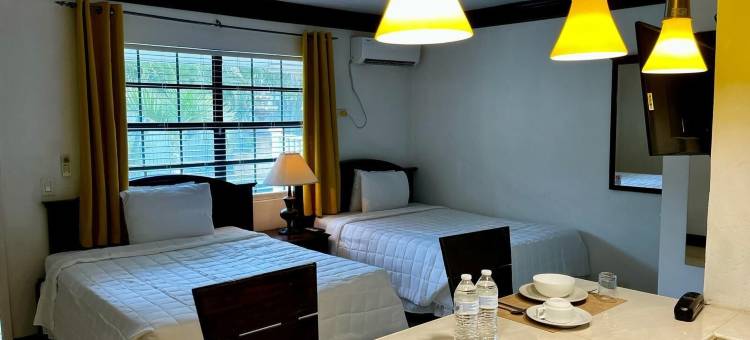 克罗尼尔俱乐部套房酒店(Colony Club Inn & Suites)图片