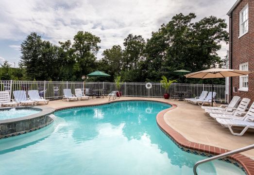 The Mimslyn Inn Hotel Overview