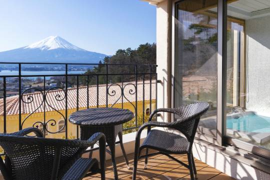 拉維斯塔富士河口湖度假村