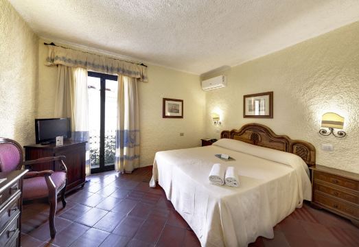 Hotel Colonna San MarcoHotel Overview
