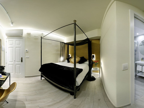 新广场膳宿旅馆