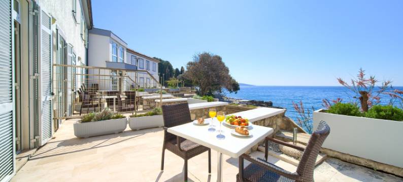 塔马里斯别墅 - 德拉兹卡度假村酒店(Villa Tamaris - Hotel Resort Dražica)图片