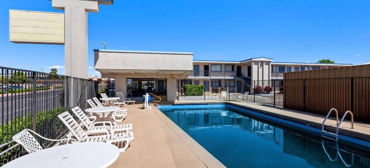 温德姆旗下Travelodge-佩奇-鲍威尔湖景(Travelodge by Wyndham Page, View of Lake Powell)图片