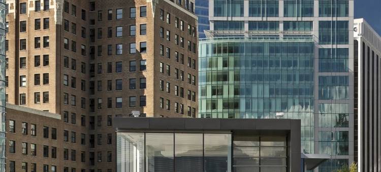 费尔蒙特环太平洋酒店(Fairmont Pacific Rim)图片