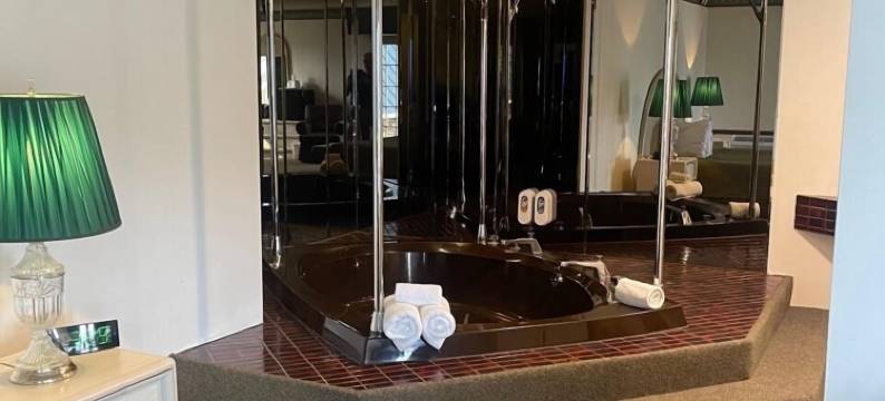 麦基诺城骑士酒店(Knights Inn Mackinaw City)图片