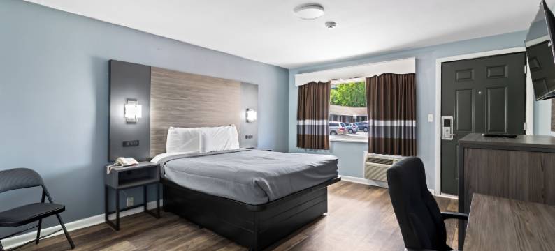 广场汽车旅馆(Plaza Inn)图片