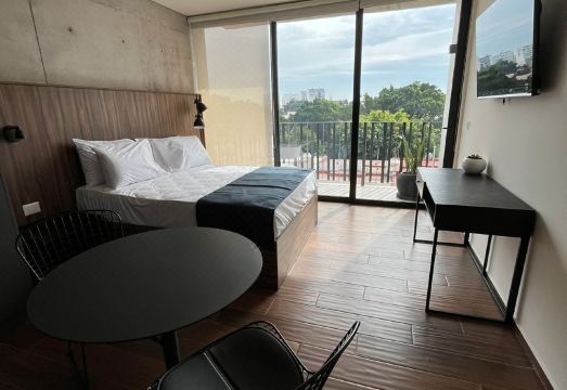 Lapso Asis Hotel Overview