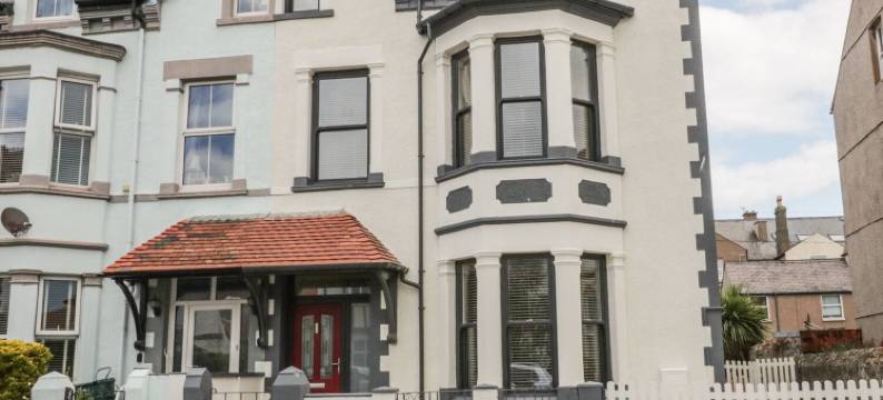 查恩伍德别墅酒店(Charnwood Villa)图片