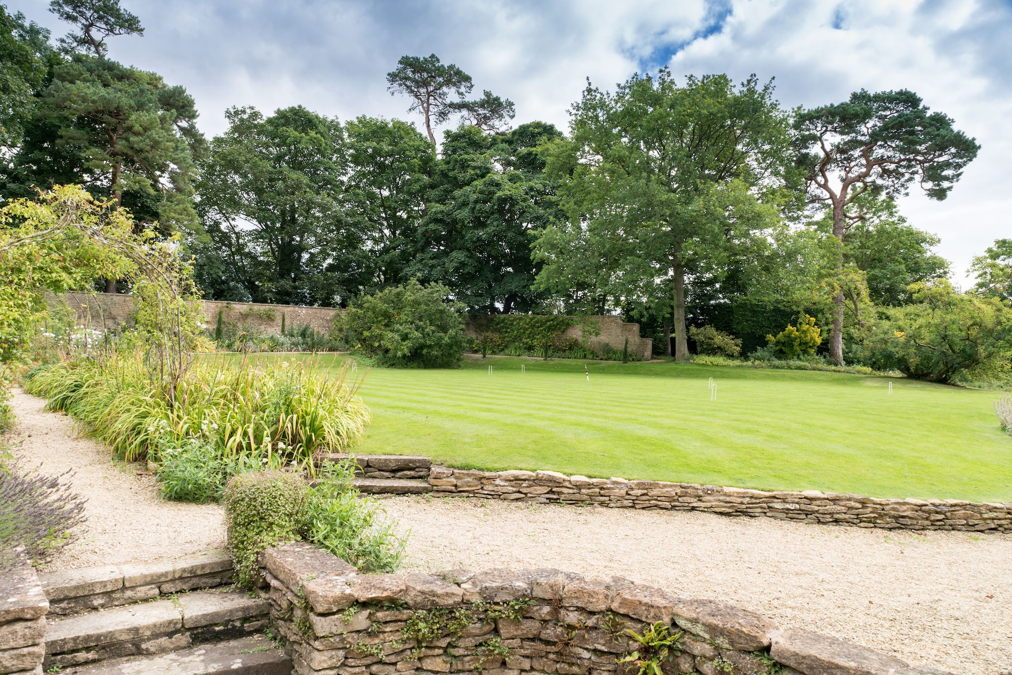 Guyers House Hotel and Restaurant Over view