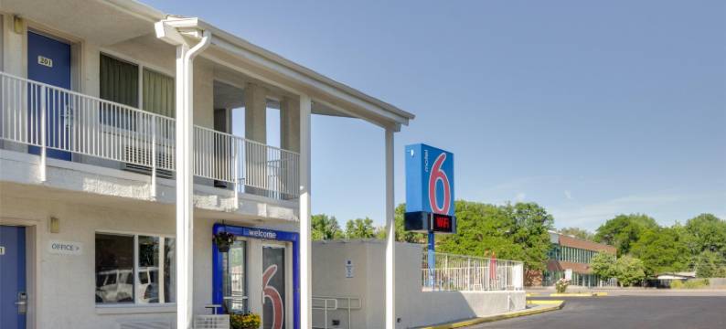 丹佛莱克伍德 6 号汽车旅馆(Motel 6 - Lakewood, CO)(Motel 6 Lakewood, CO - Denver)图片