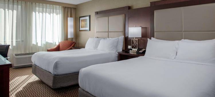 波士顿沃本皇冠假日酒店(Crowne Plaza Boston - Woburn)图片