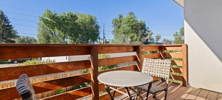 夏延Downtown迷人联排别墅配有WiFi & 中央空调！(Charming Downtown Townhome in Cheyenne with WiFi & Central AC!)图片
