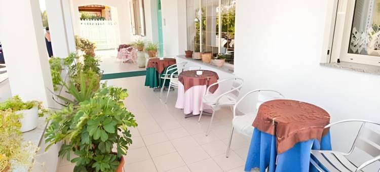 阿尔贝塔别墅酒店(Villa Alberta Hotel)图片