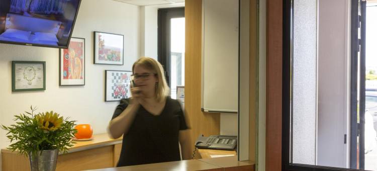 南欧比耶尔克莱蒙费朗原生酒店(The Originals City, Hôtel Clermont-Ferrand Sud Aubière)图片